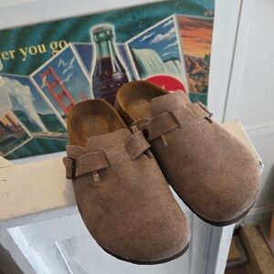 Betula Birkenstock Tan Suede Clogs with Buckle